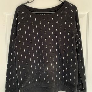 Buy 2 & get 2 free! Vans women’s sweatshirt